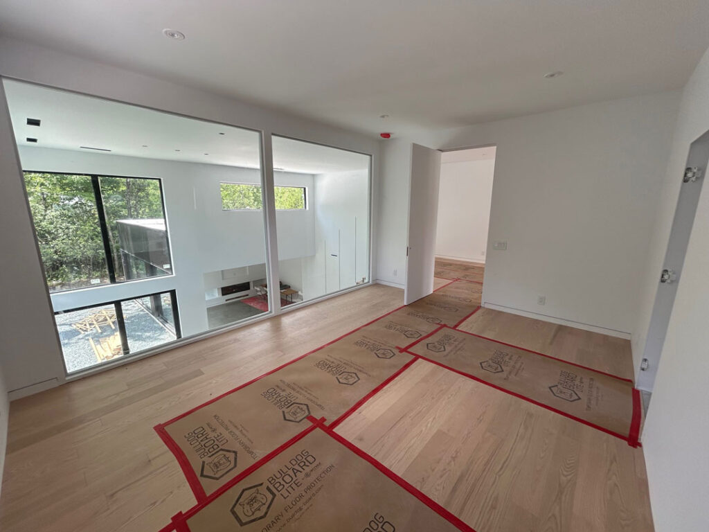 Plancher de chêne rouge à l’étage