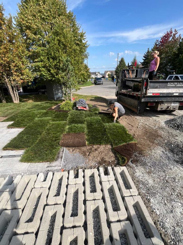 Paysagement de la maison modèle 